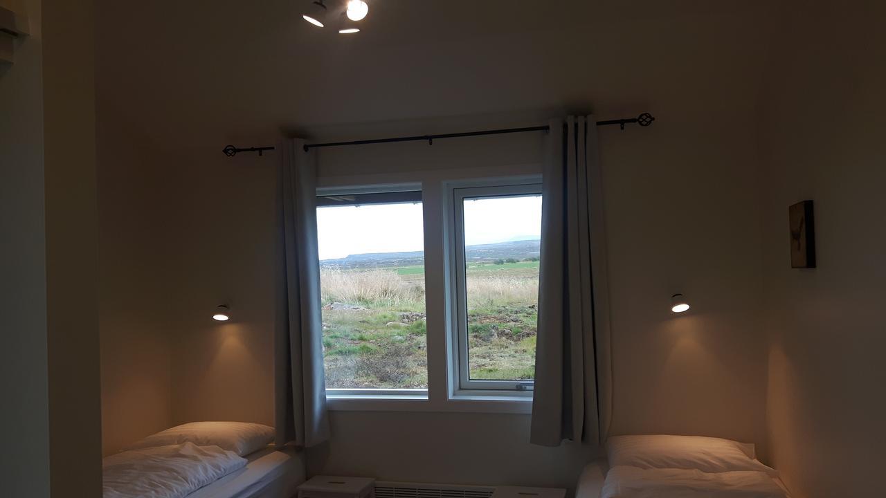 Eidar Hjartarstathir Guesthouse מראה חיצוני תמונה