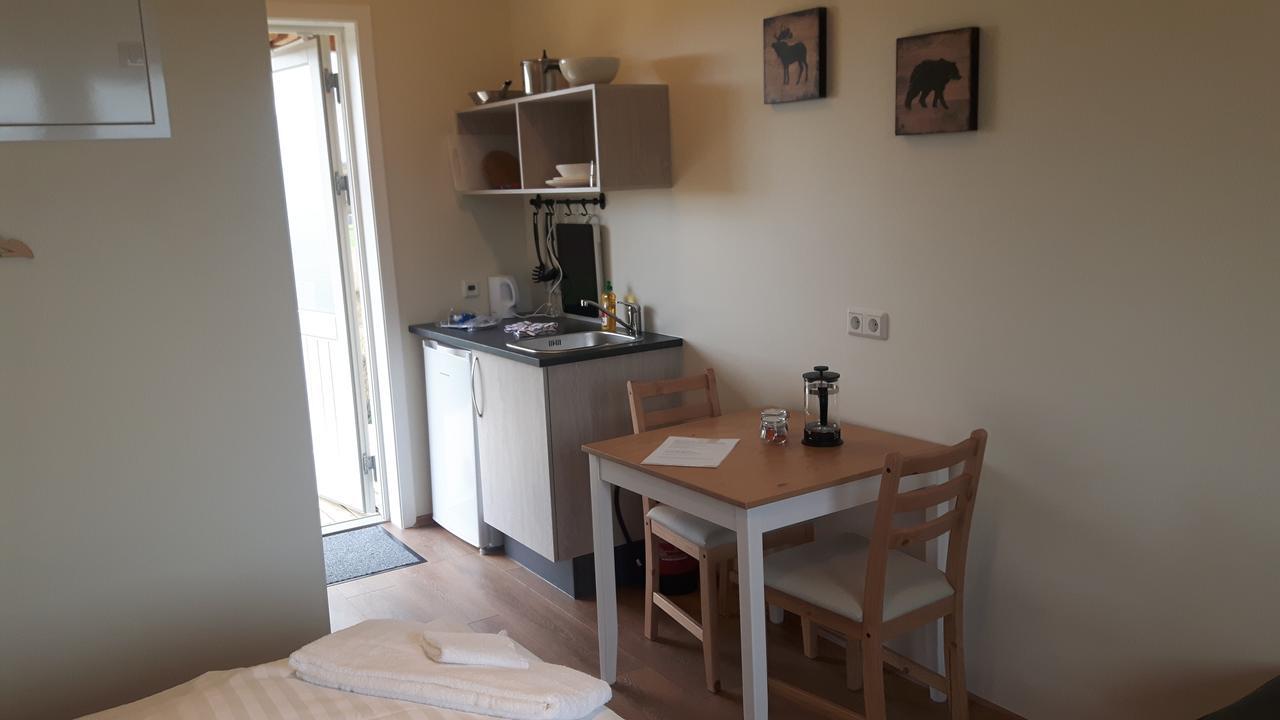 Eidar Hjartarstathir Guesthouse מראה חיצוני תמונה