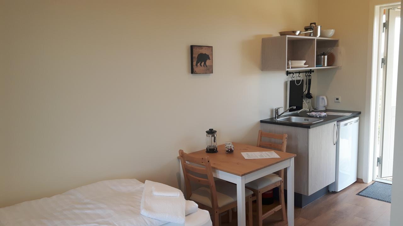 Eidar Hjartarstathir Guesthouse מראה חיצוני תמונה